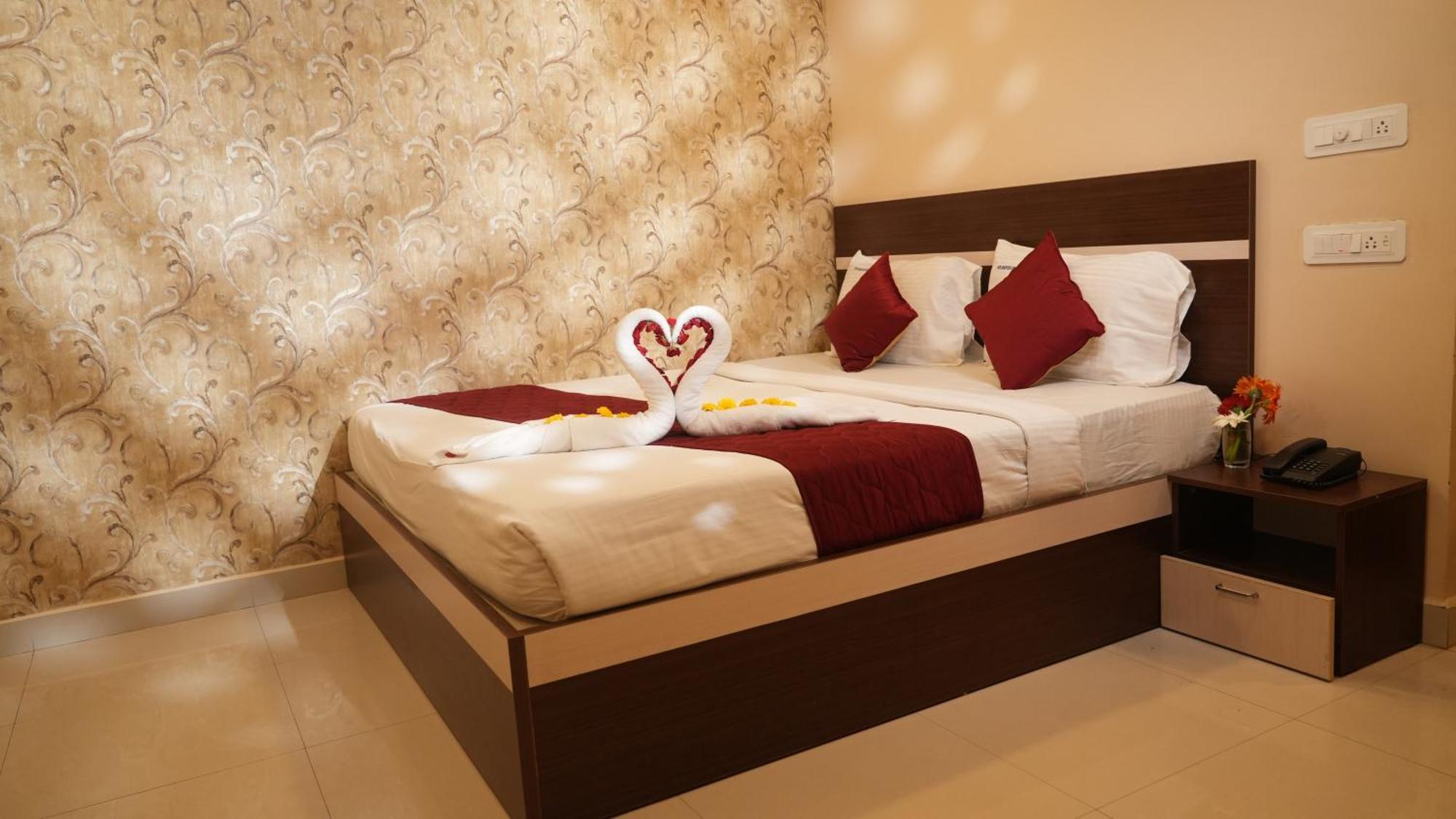 Hotel Mountview Comforts Tirupati Exterior foto